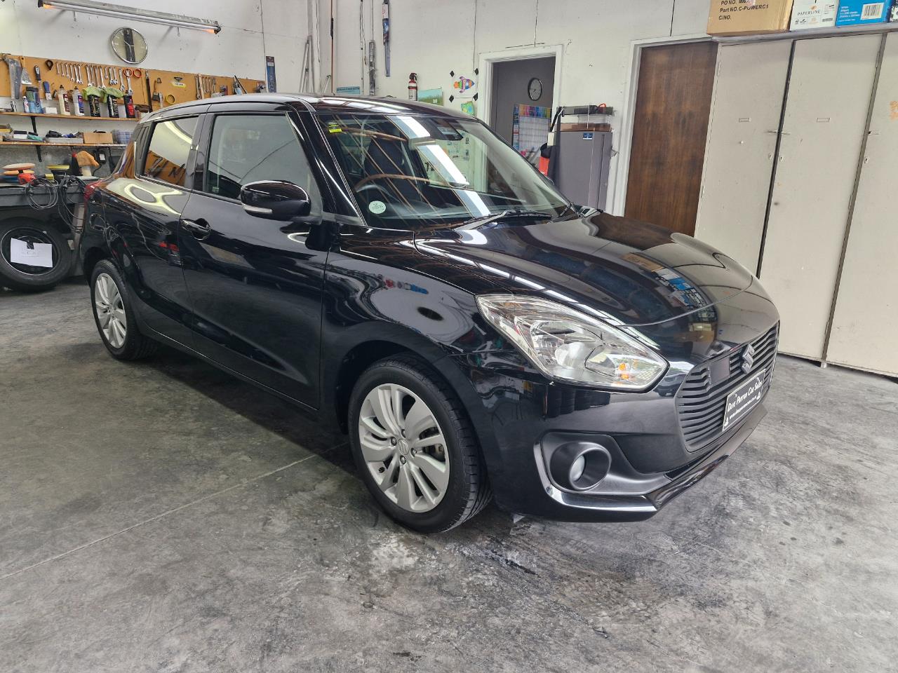 2017 Suzuki SWIFT