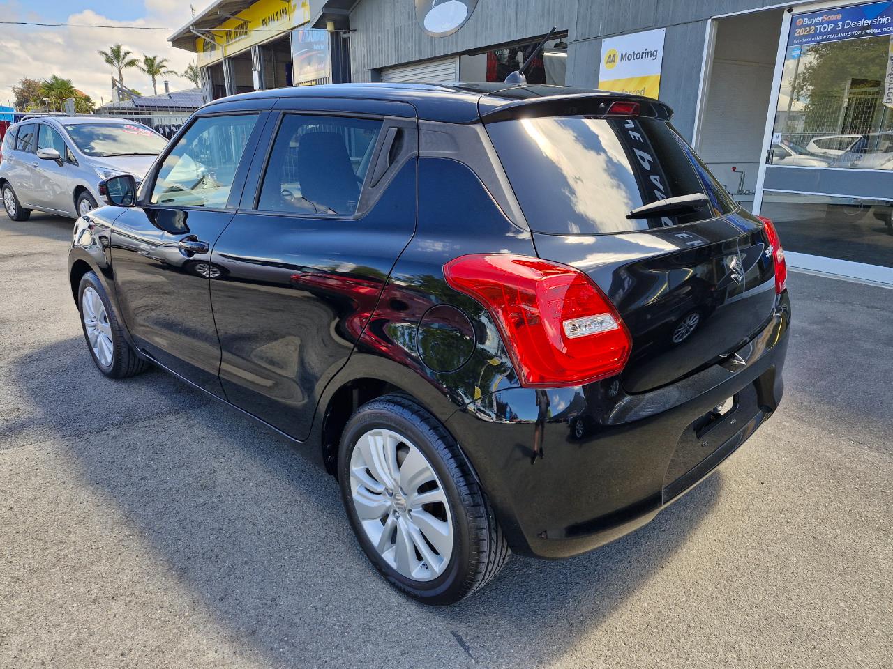 2017 Suzuki SWIFT