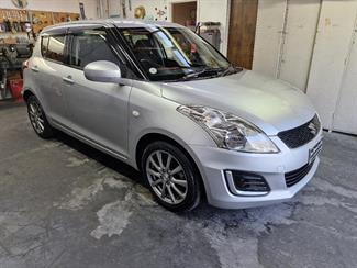 2015 Suzuki SWIFT - Thumbnail