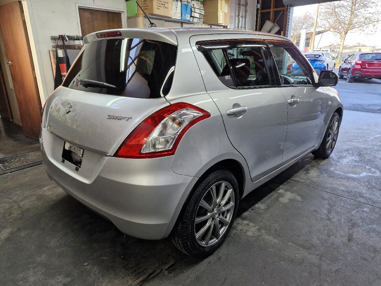 2015 Suzuki SWIFT