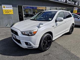 2011 Mitsubishi RVR - Thumbnail