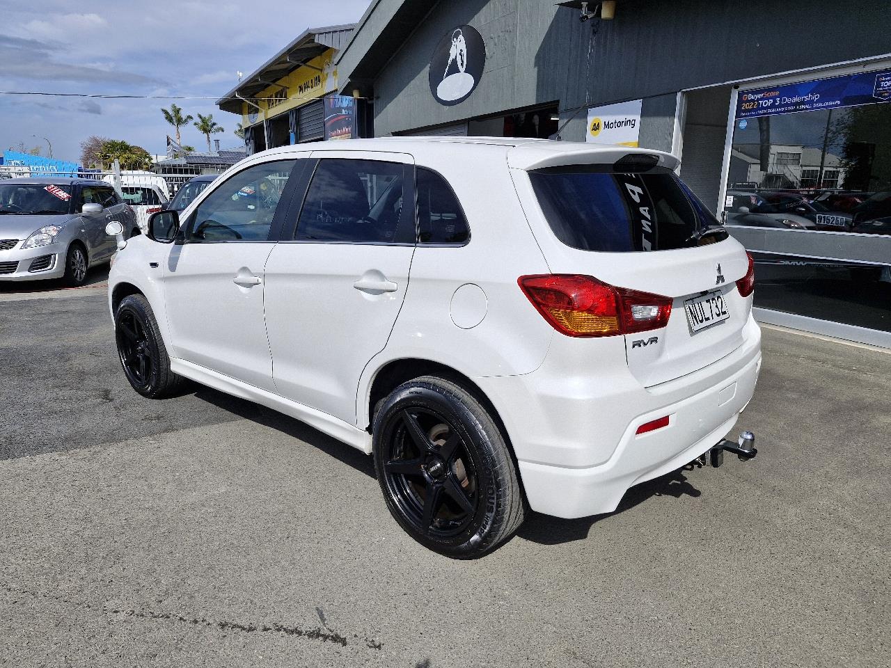 2011 Mitsubishi RVR