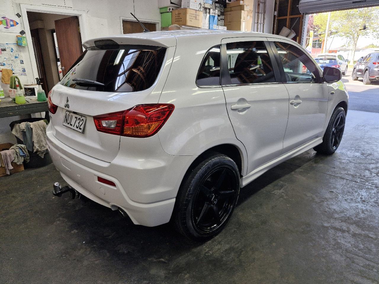 2011 Mitsubishi RVR