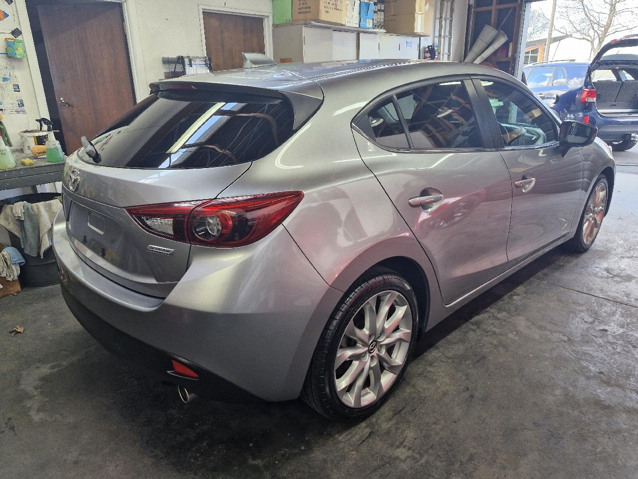 2014 Mazda AXELA