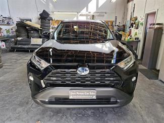 2019 Toyota RAV4 - Thumbnail