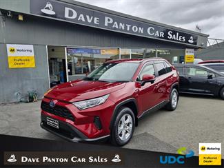 2019 Toyota RAV4 - Thumbnail