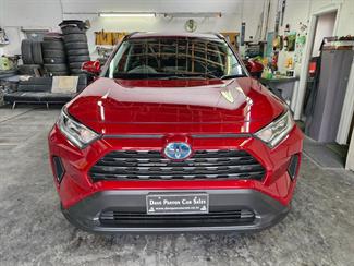 2019 Toyota RAV4 - Thumbnail