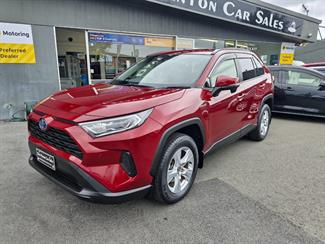 2019 Toyota RAV4 - Thumbnail