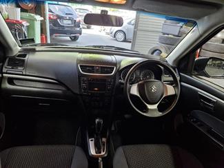 2014 Suzuki SWIFT - Thumbnail