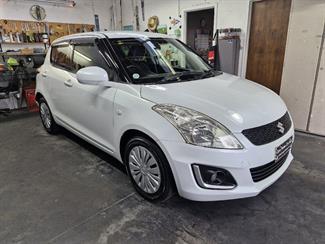 2016 Suzuki SWIFT - Thumbnail